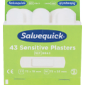 Grüne Packung mit weißem Inhalt, Aufschrift „Salvequick 43 Sensitive